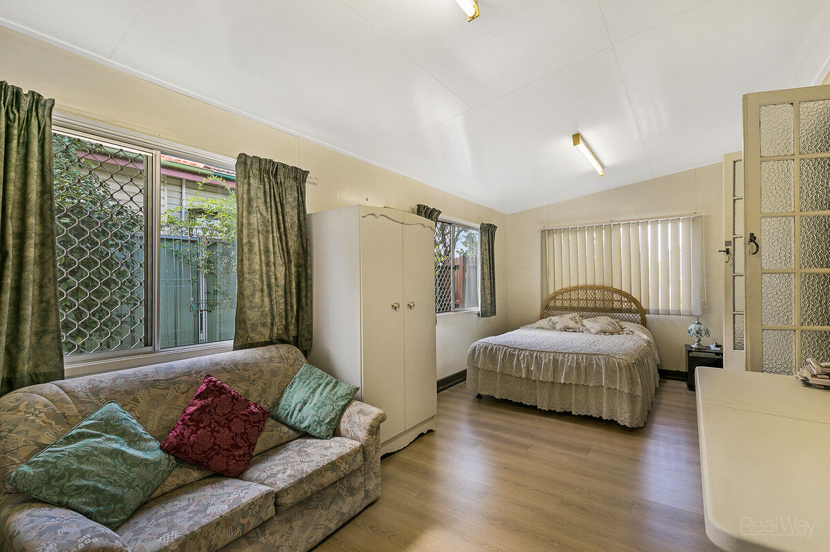 43 Bridge Street, Mount Lofty QLD 4350, Mount Lofty - Thumbnail 4