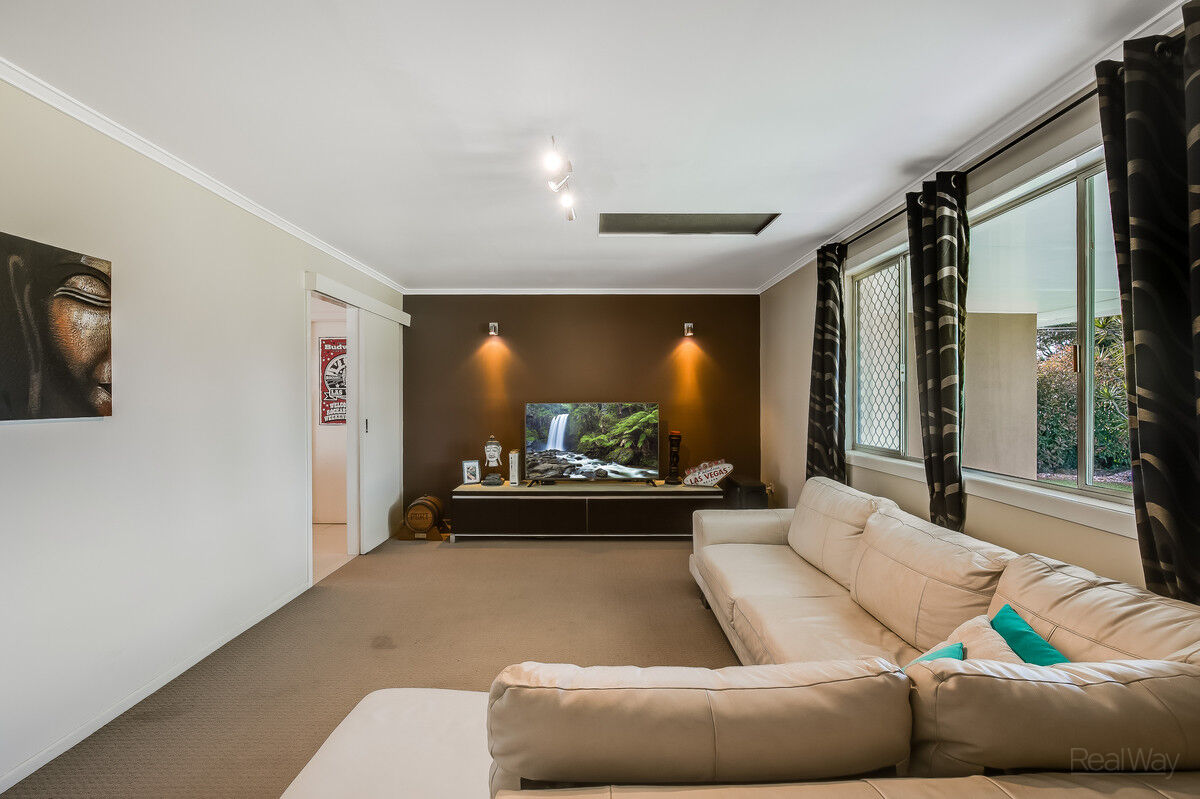 16 Gloucester Crescent, Darling Heights QLD 4350, Darling Heights - Thumbnail 5