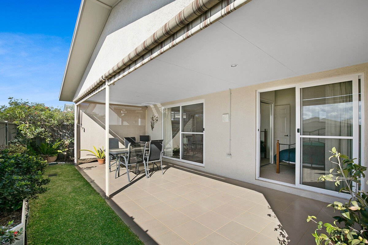Villa 116 Palm Lake Resort, Cranley QLD 4350, Cranley - Thumbnail 4