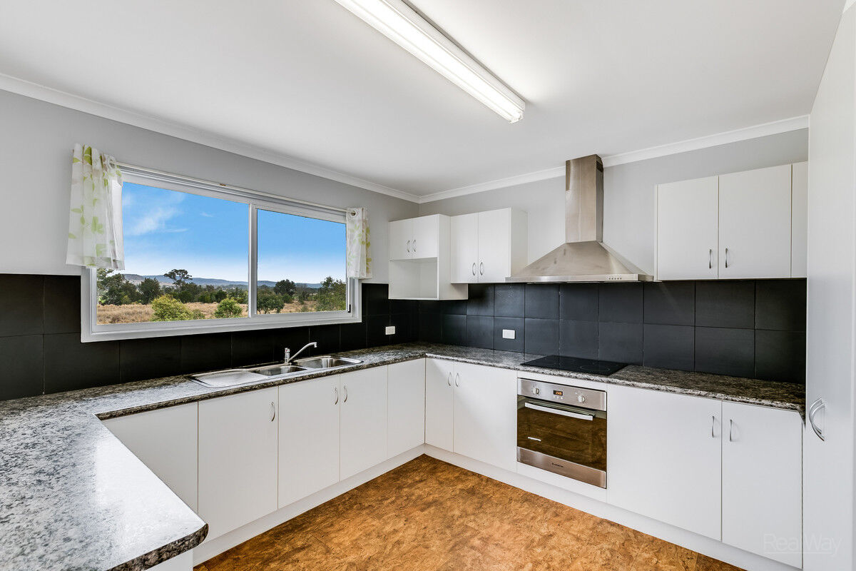 36 Singh Street, Grantham QLD 4347, Grantham - Thumbnail 3