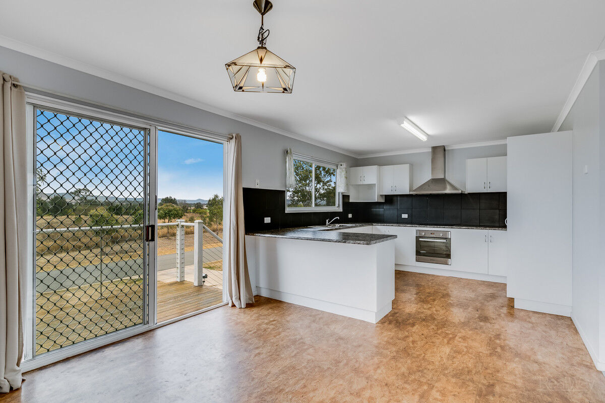 36 Singh Street, Grantham QLD 4347, Grantham - Thumbnail 2