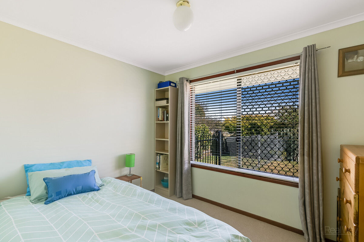 21 Hume Street, North Toowoomba QLD 4350, North Toowoomba - Thumbnail 7