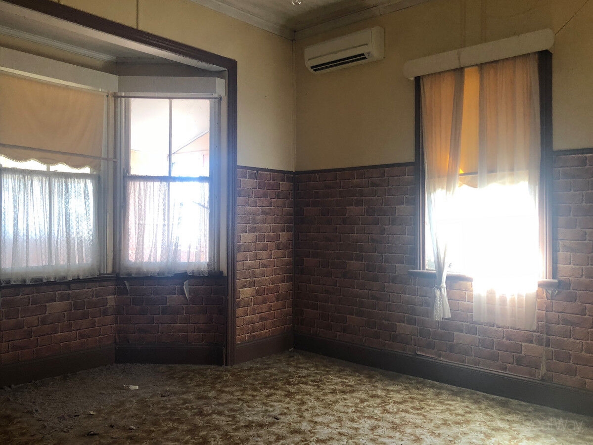 8 Hampshire Street, North Toowoomba QLD 4350, North Toowoomba - Thumbnail 7