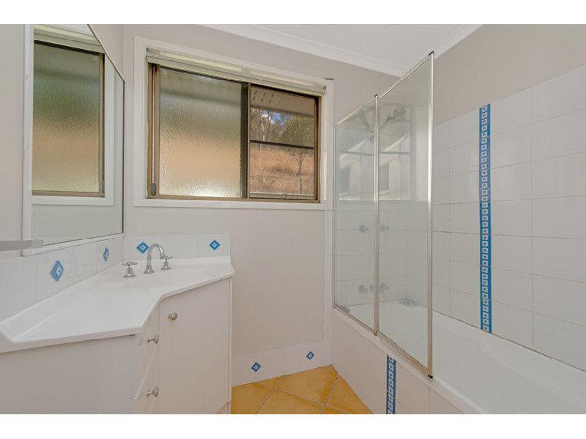 11 Linora Drive, Gowrie Mountain QLD 4350, Gowrie Mountain - Thumbnail 6