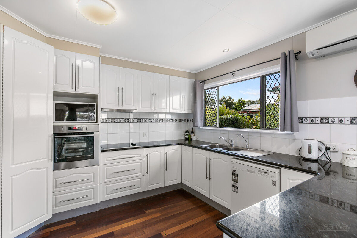 31 Druce Street, Wilsonton QLD 4350, Wilsonton - Thumbnail 2