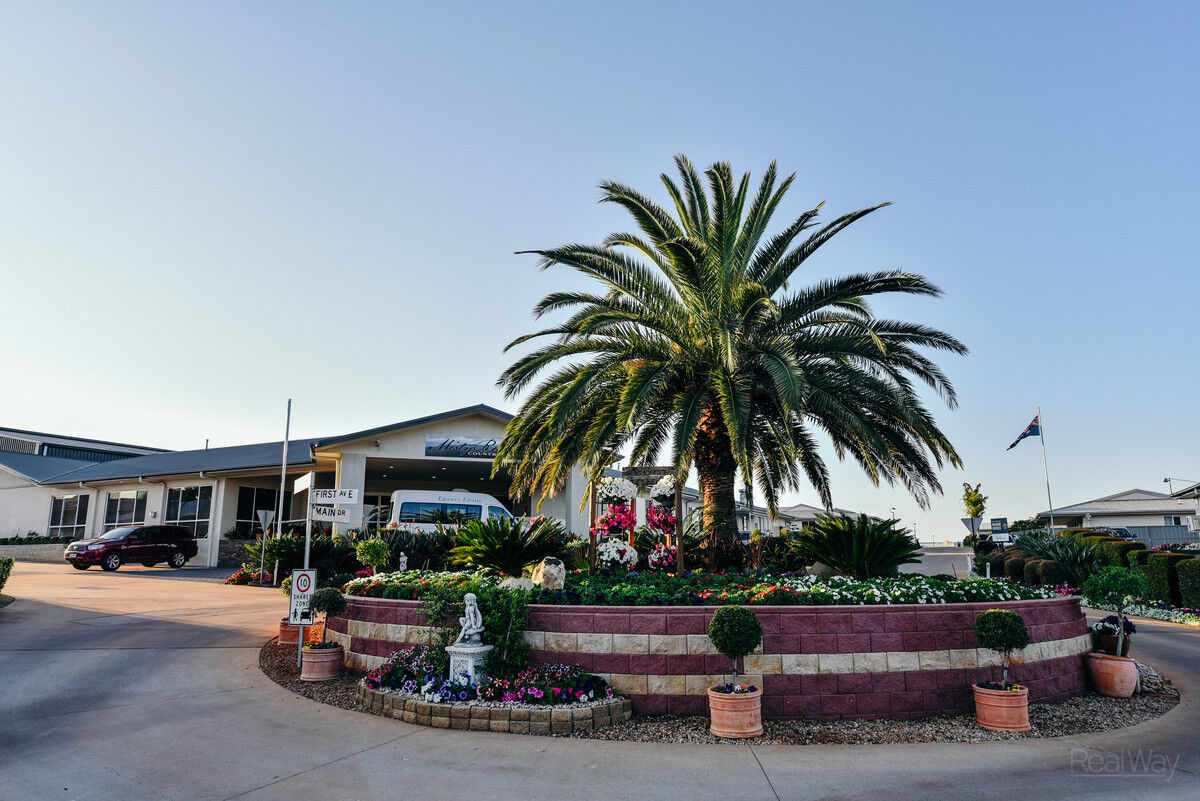 Villa 112 Palm Lake Resort, Cranley QLD 4350, Cranley - Thumbnail 5