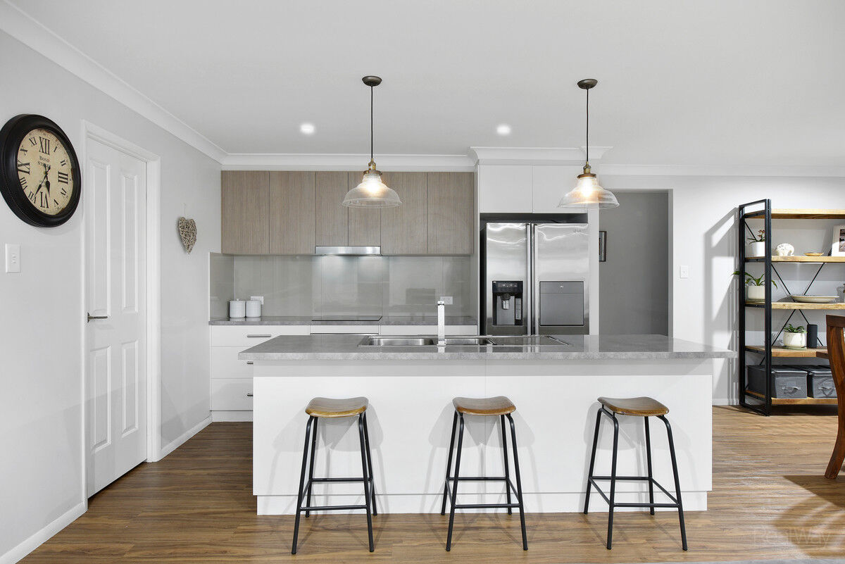 54 Entabeni Drive, Kearneys Spring QLD 4350, Kearneys Spring - Thumbnail 2
