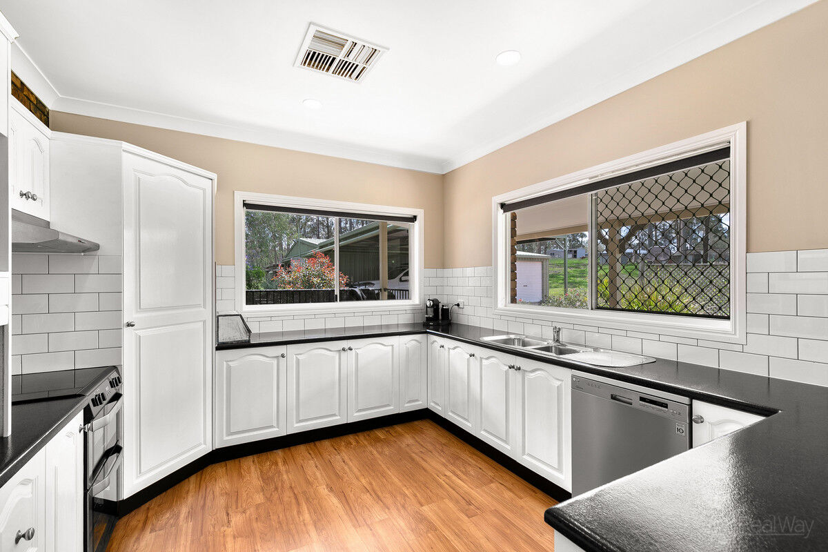 61 Wandin Road, Withcott QLD 4352, Withcott - Thumbnail 6
