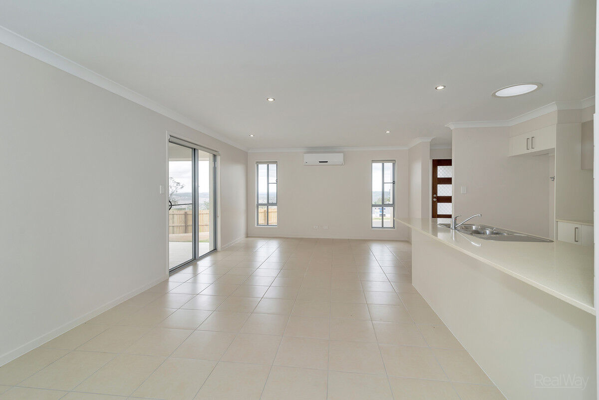 1 / 26 Sanctuary Drive, CRANLEY QLD 4350, Cranley - Thumbnail 3