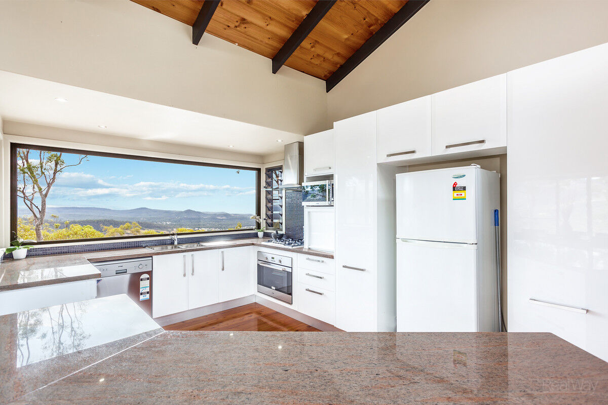 37 Berghofer Drive, Withcott QLD 4352, Withcott - Thumbnail 7