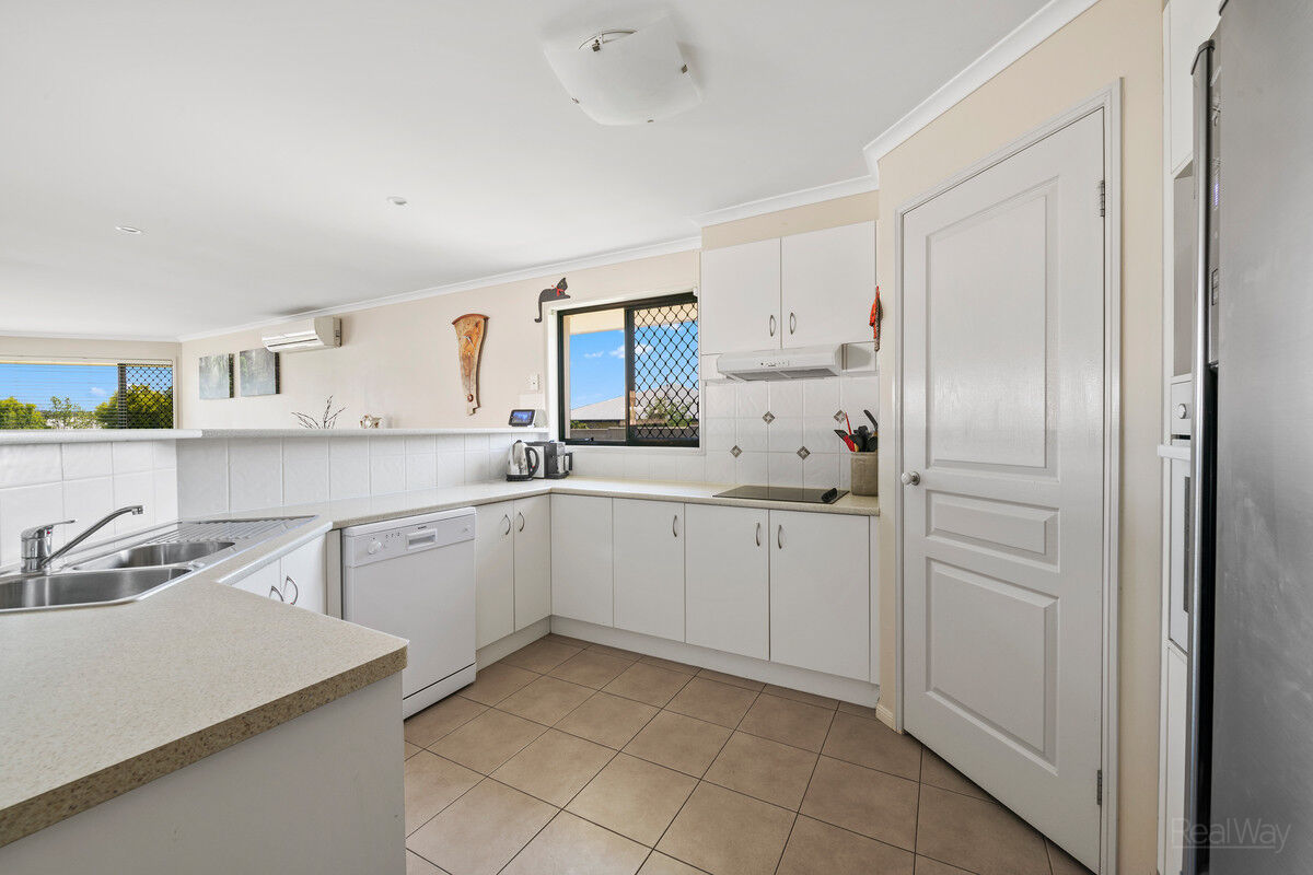70 Parkridge Drive, Withcott QLD 4352, Withcott - Thumbnail 6