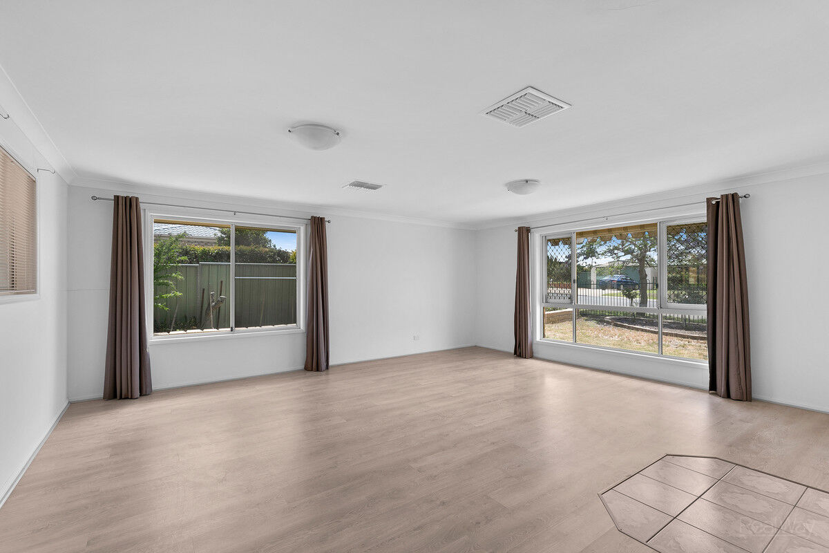 54 Stratford Drive, Wyreema QLD 4352, Wyreema - Thumbnail 4