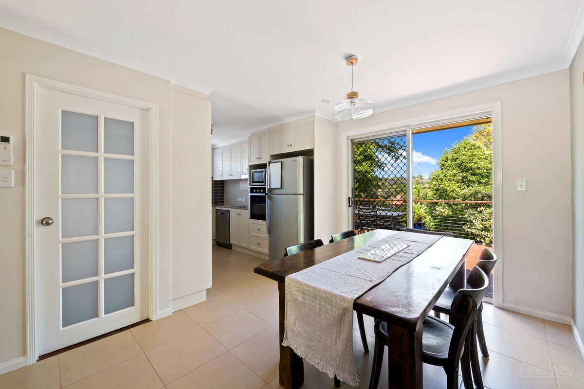 30 Debra Street, Centenary Heights QLD 4350, Centenary Heights - Thumbnail 3