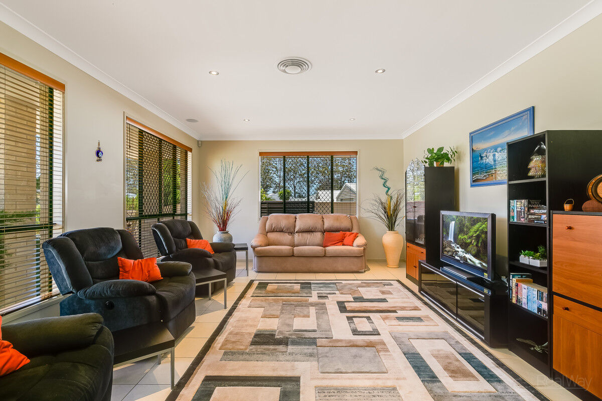 35 Rogers Drive, Highfields QLD 4352, Highfields - Thumbnail 5