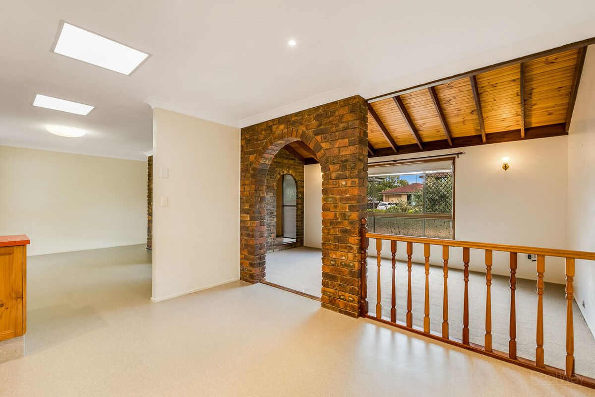 6 Lindberg Street, Wilsonton QLD 4350, Wilsonton - Thumbnail 4