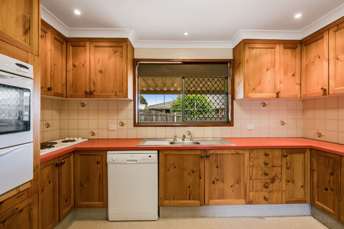 6 Lindberg Street, Wilsonton QLD 4350, Wilsonton - Thumbnail 2