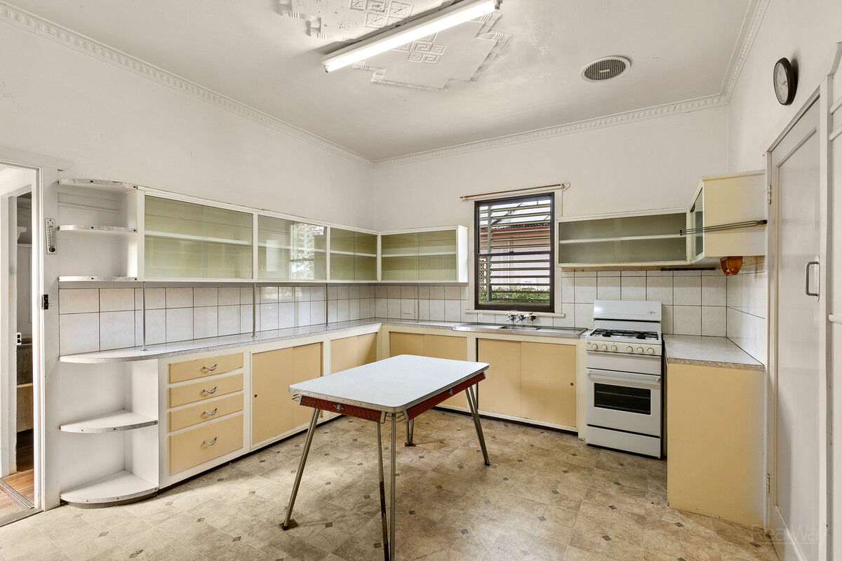 36B Bridge Street, East Toowoomba QLD 4350, East Toowoomba - Thumbnail 2