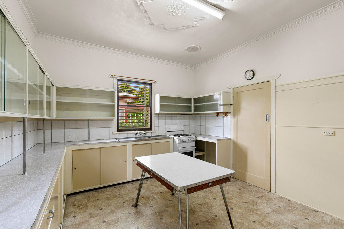 36B Bridge Street, East Toowoomba QLD 4350, East Toowoomba - Thumbnail 3