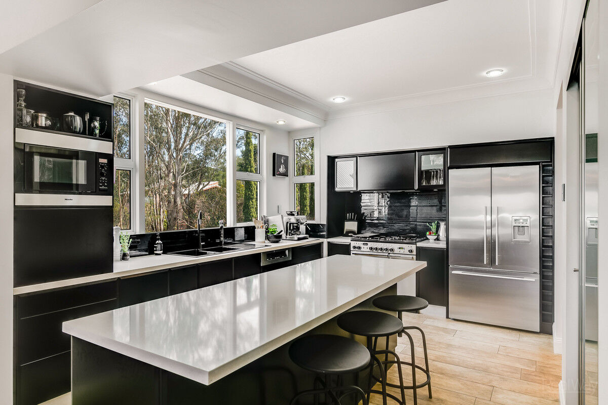 4 Leavy Court, Middle Ridge QLD 4350, Middle Ridge - Thumbnail 2
