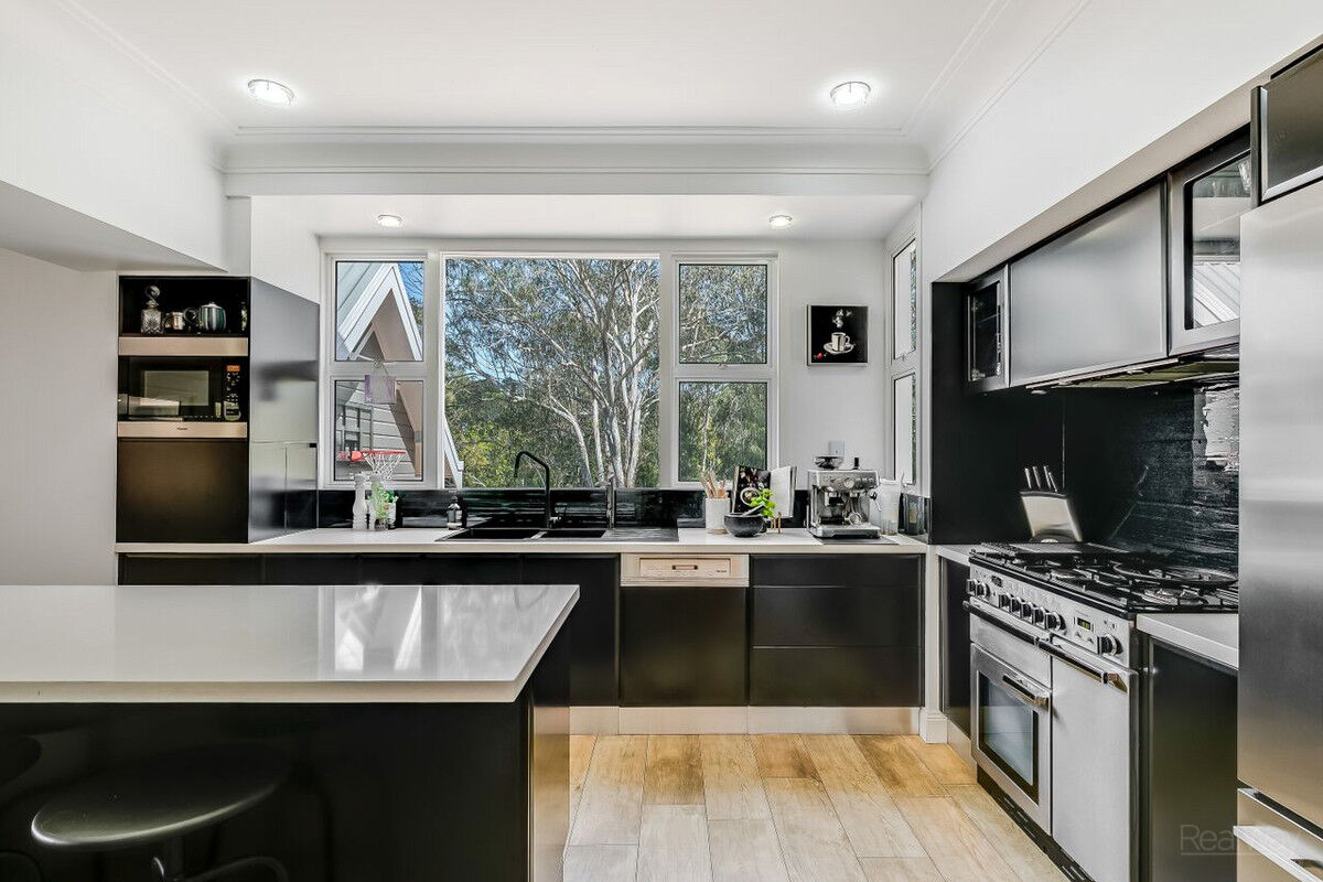 4 Leavy Court, Middle Ridge QLD 4350, Middle Ridge - Thumbnail 3