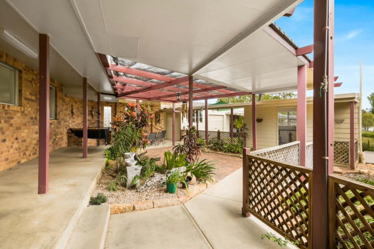 80 Gatton Creek Road, Withcott QLD 4352, Withcott - Thumbnail 2