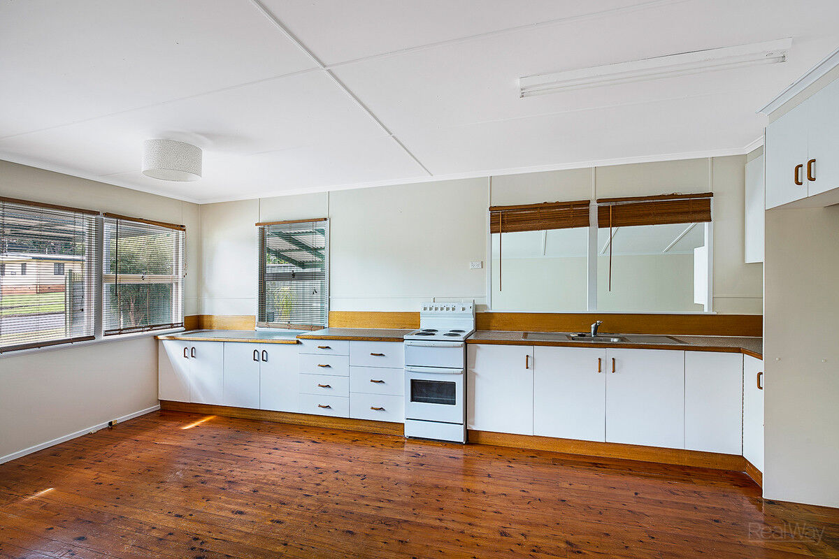 74 Crown Street, Rangeville QLD 4350, Rangeville - Thumbnail 2
