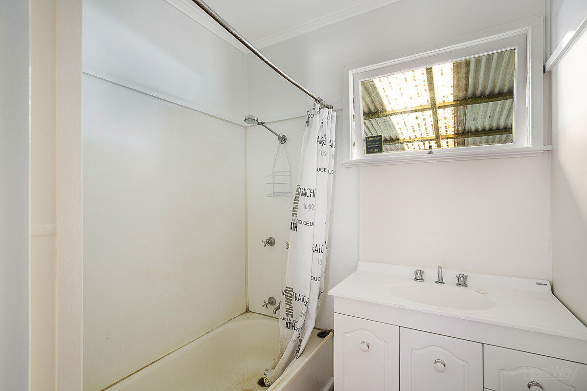 74 Crown Street, Rangeville QLD 4350, Rangeville - Thumbnail 7
