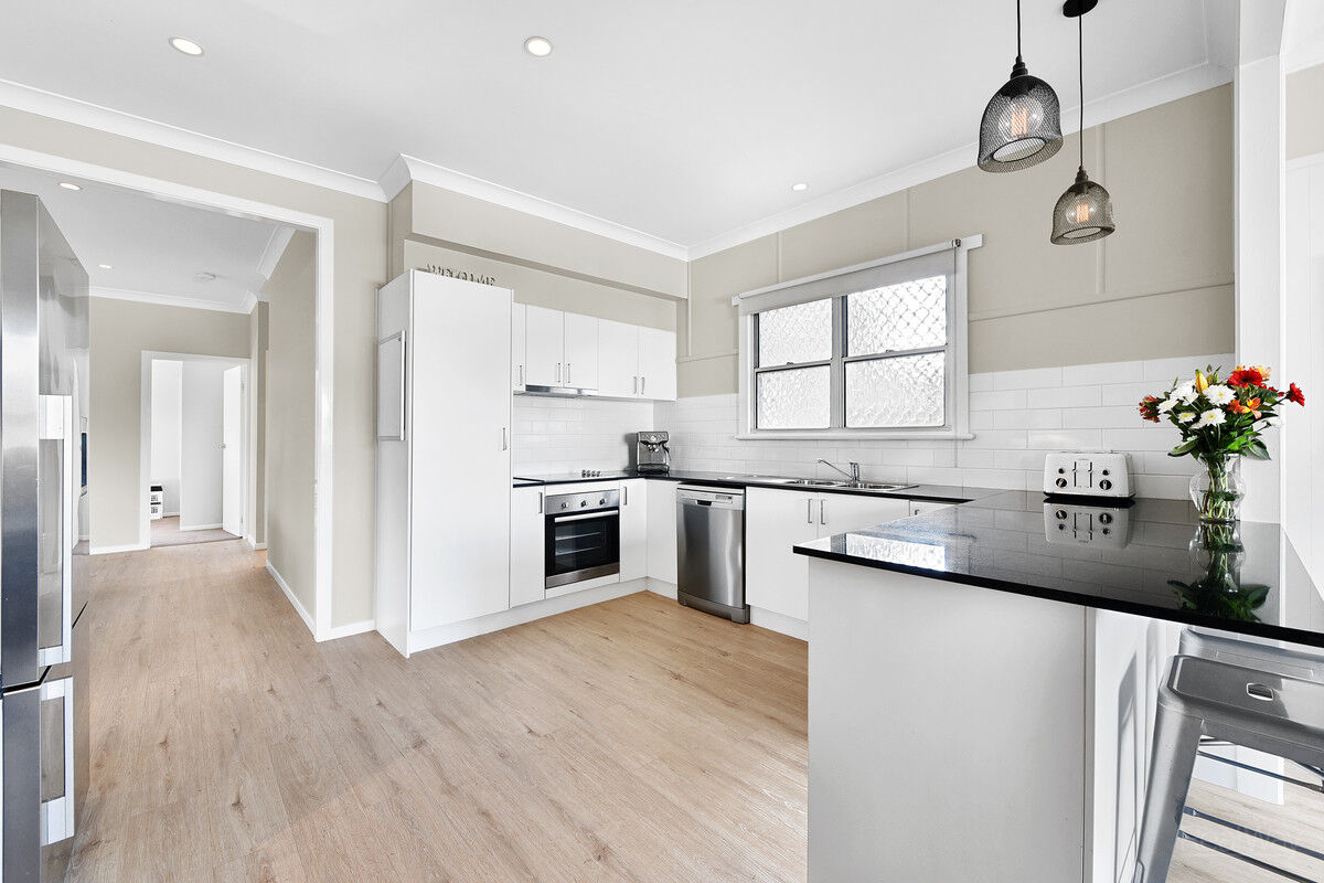11 Third Avenue, Harristown QLD 4350, Harristown - Thumbnail 2
