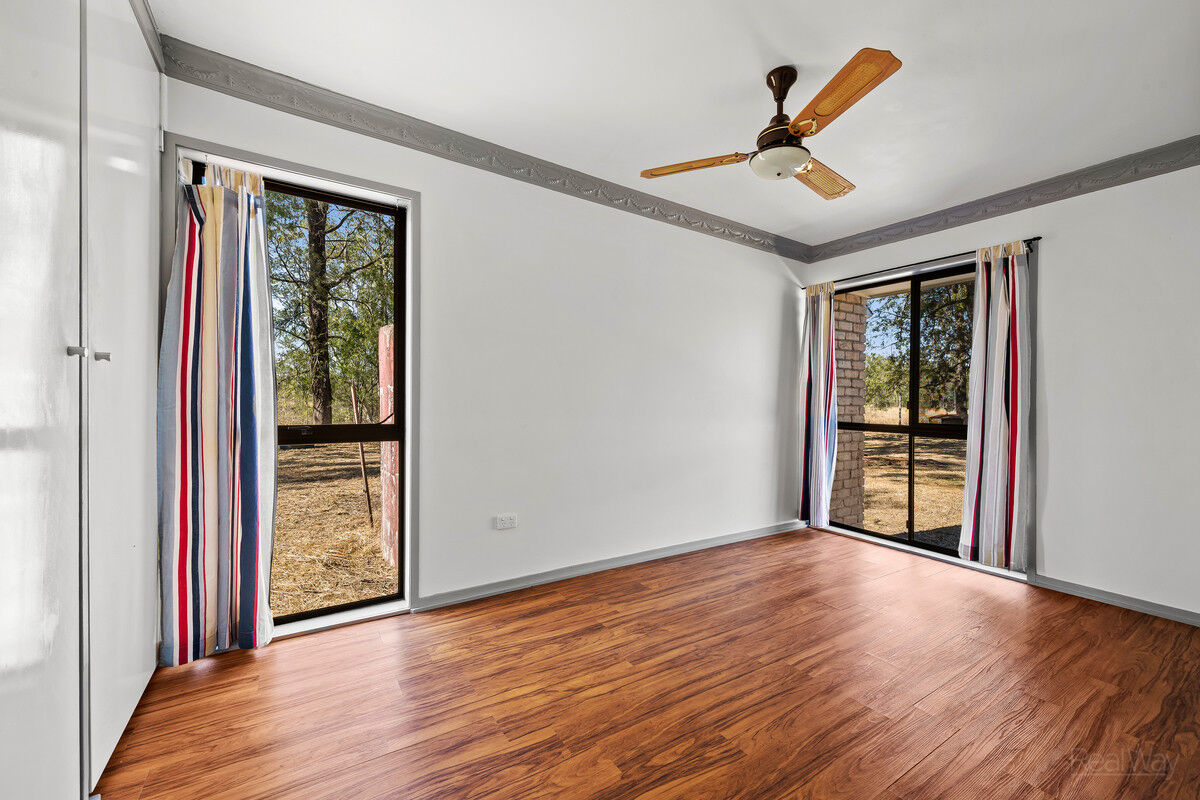 12 Brookside Place, Postmans Ridge QLD 4352, Postmans Ridge - Thumbnail 7
