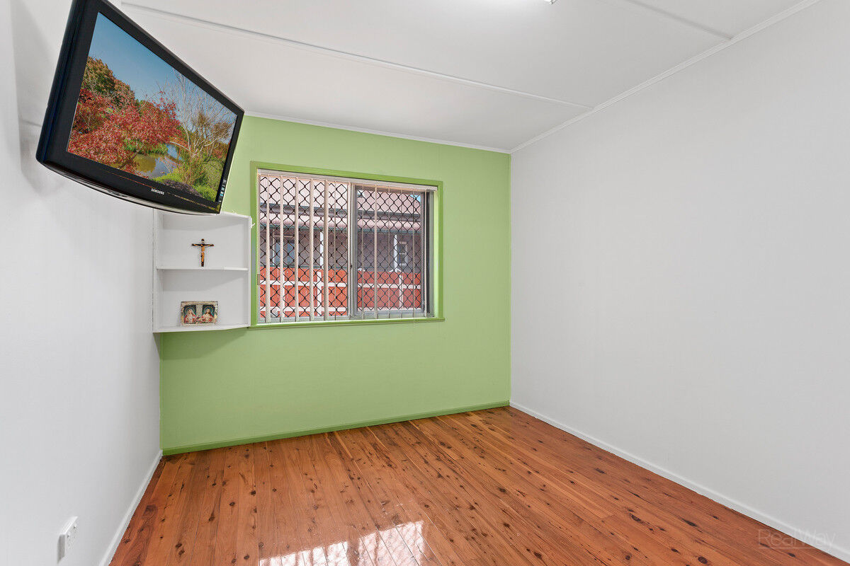 64 Holberton Street, Rockville QLD 4350, Rockville - Thumbnail 5