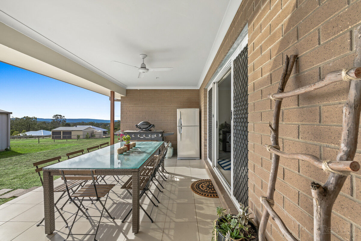 7 Casuarina Crescent, Withcott QLD 4352, Withcott - Thumbnail 5