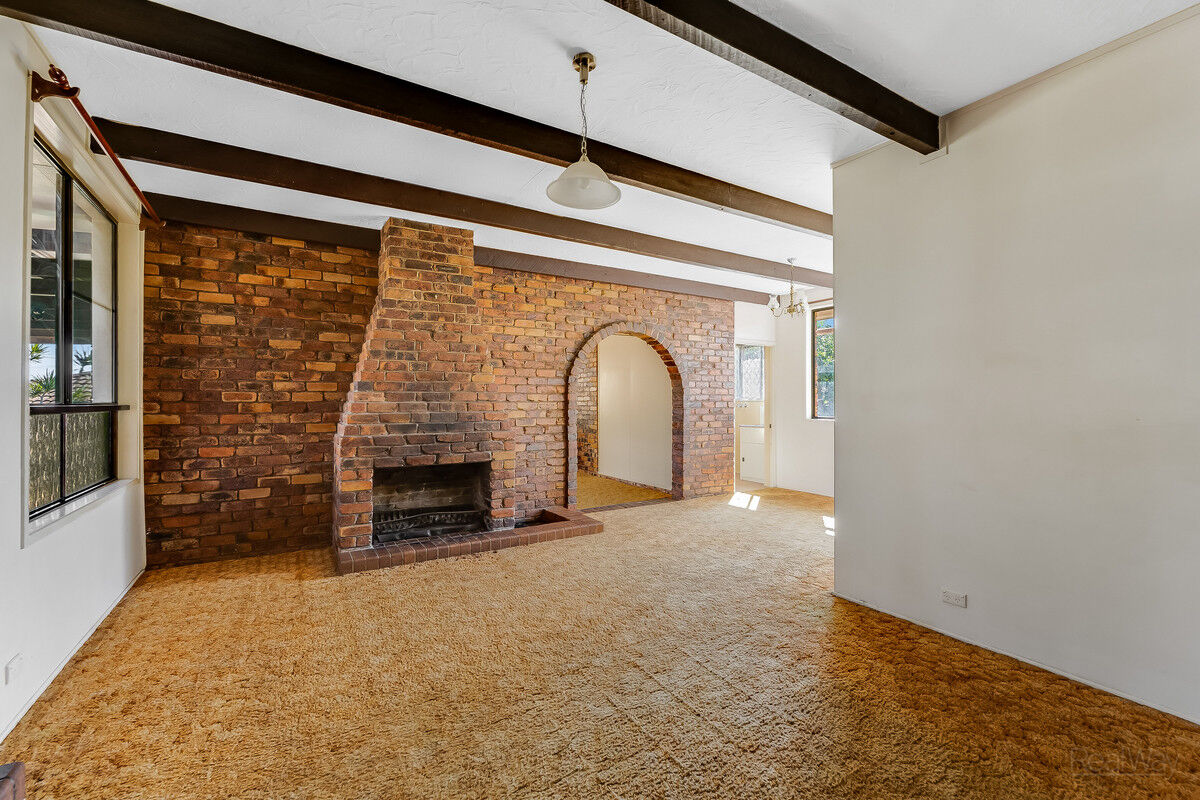 33 Lindberg Street, Wilsonton QLD 4350, Wilsonton - Thumbnail 4
