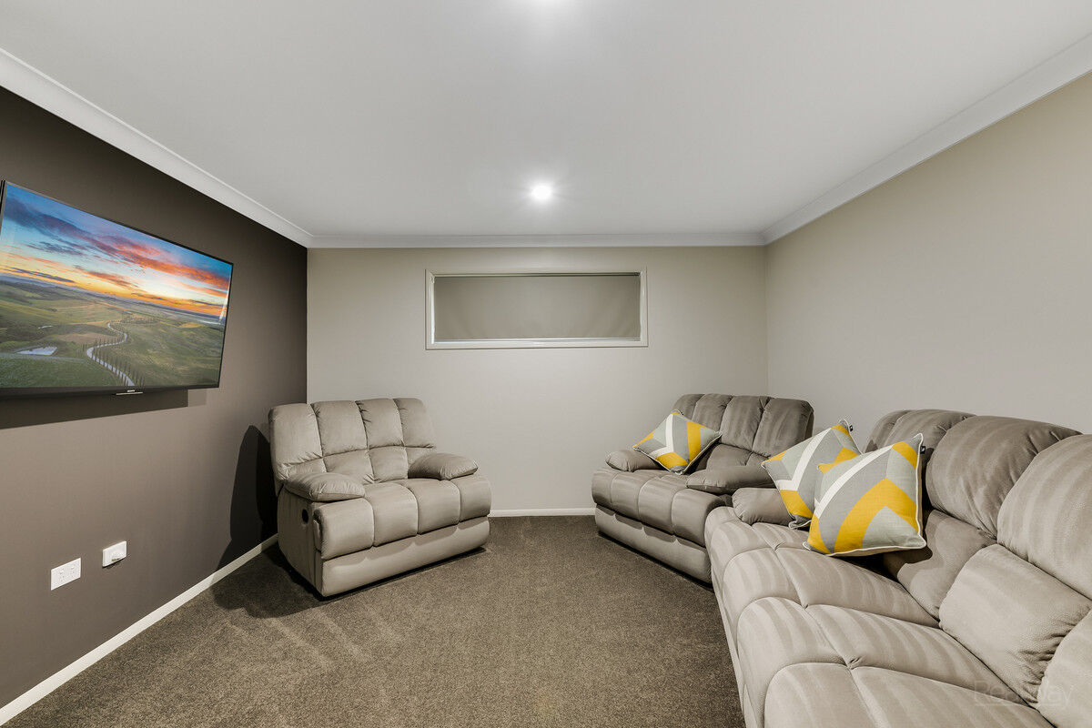 10 Sorrento Drive, Kearneys Spring QLD 4350, Kearneys Spring - Thumbnail 3