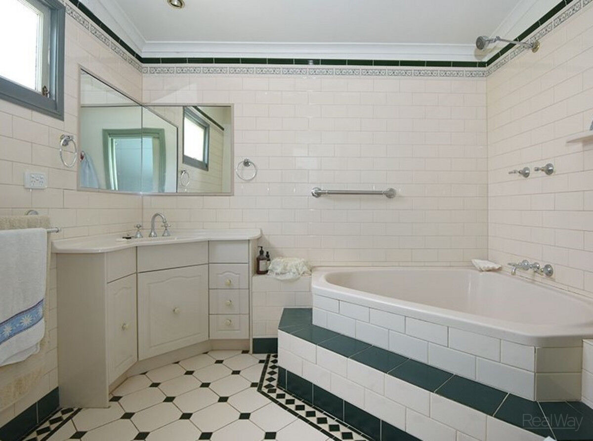 180 Jellicoe Street, Newtown QLD 4350, Newtown - Thumbnail 8