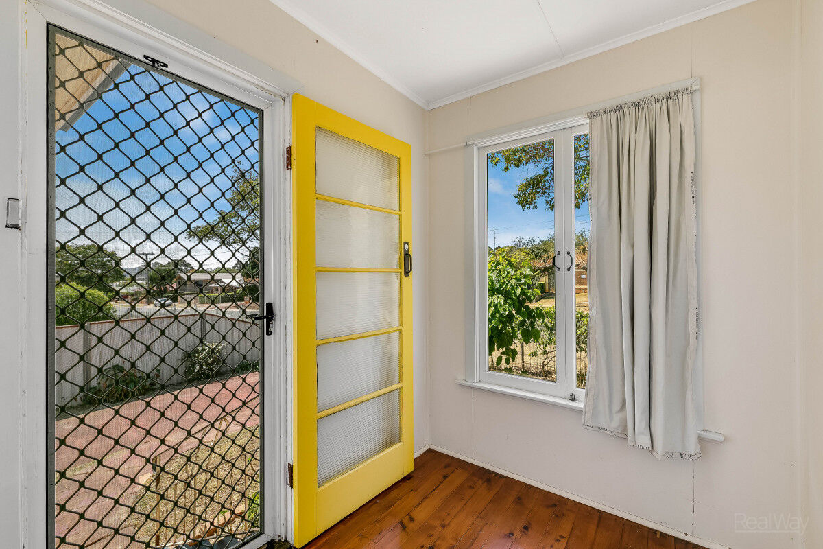 63 Gordon Avenue, Newtown QLD 4350, Newtown - Thumbnail 3