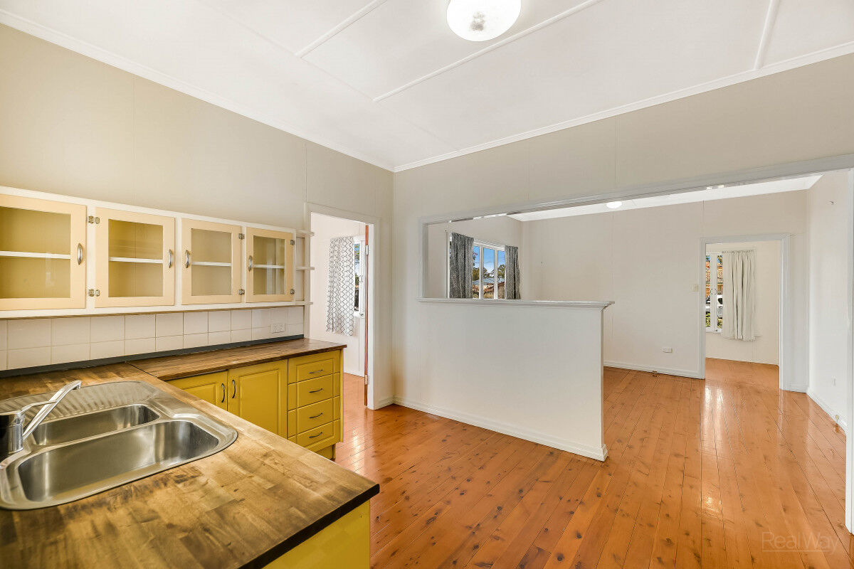 63 Gordon Avenue, Newtown QLD 4350, Newtown - Thumbnail 4