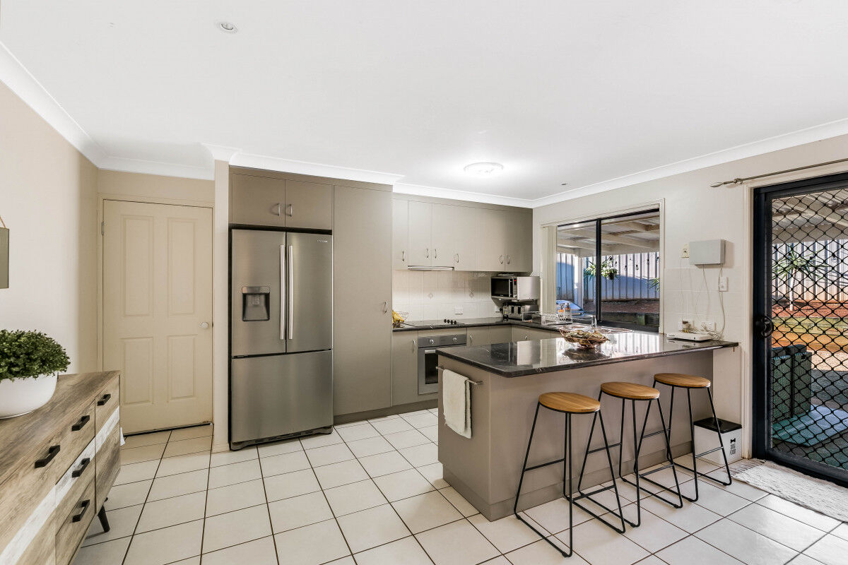 18 Mooney Street, Harlaxton QLD 4350, Harlaxton - Thumbnail 2