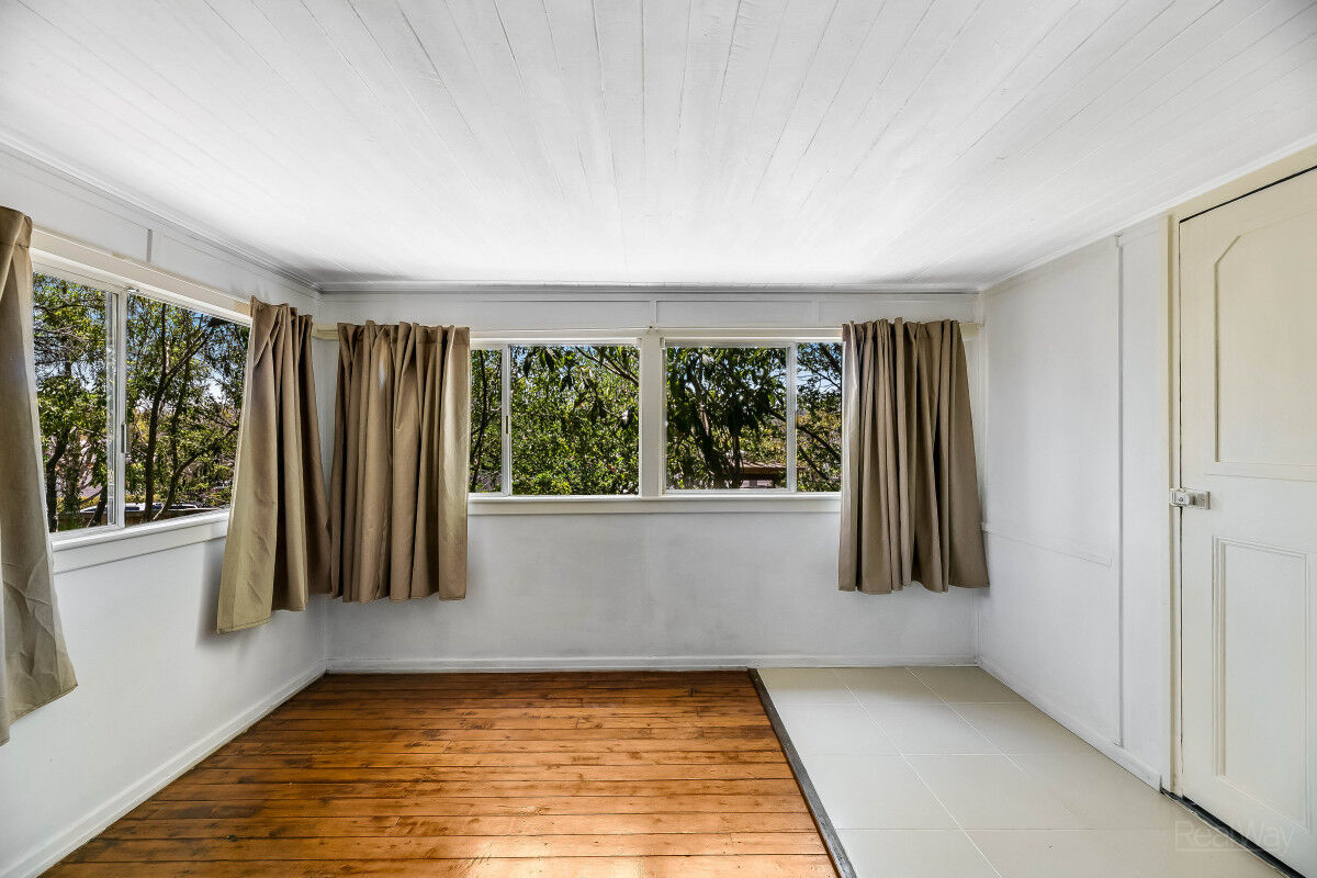 25 Whichello Street, Newtown QLD 4350, Newtown - Thumbnail 2