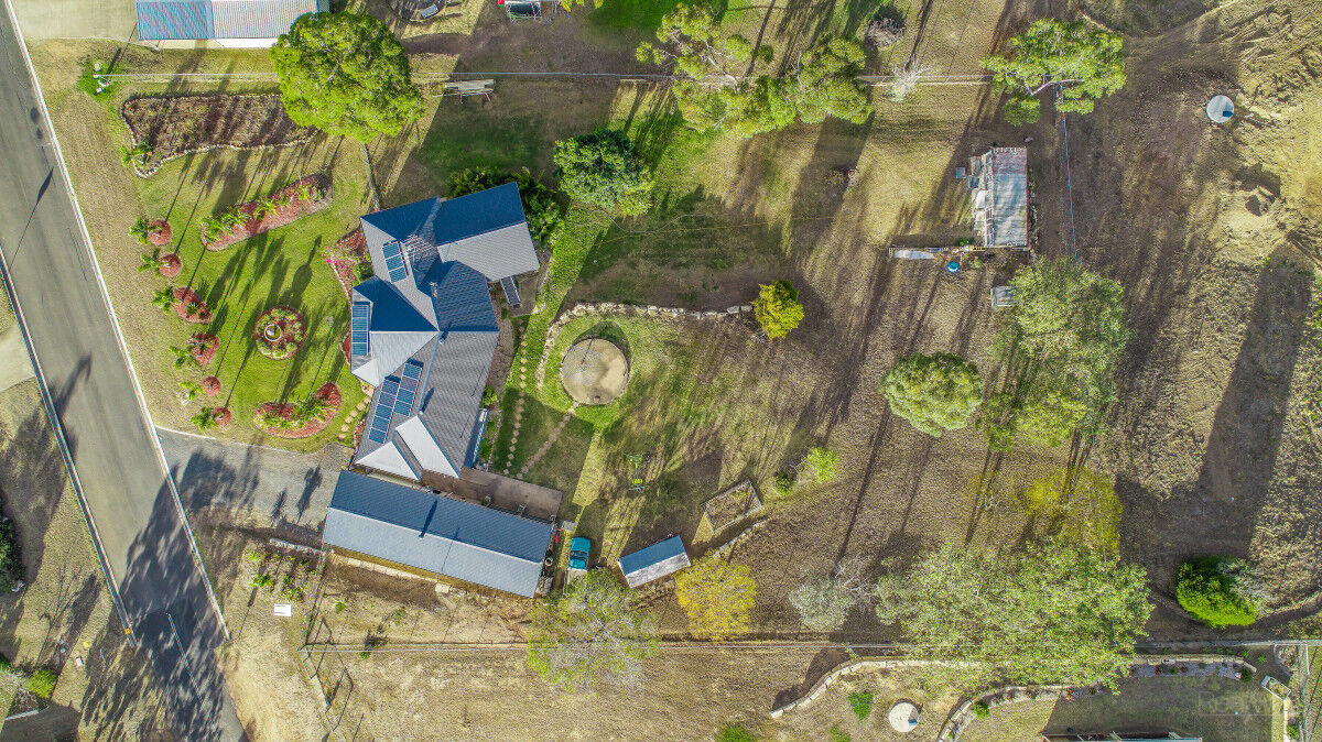 17 Debra Street, Withcott QLD 4352, Withcott - Thumbnail 4