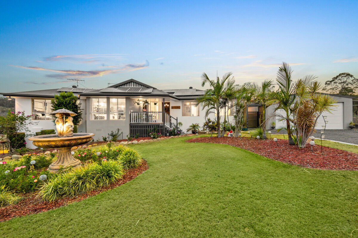 17 Debra Street, Withcott QLD 4352, Withcott - Thumbnail 3