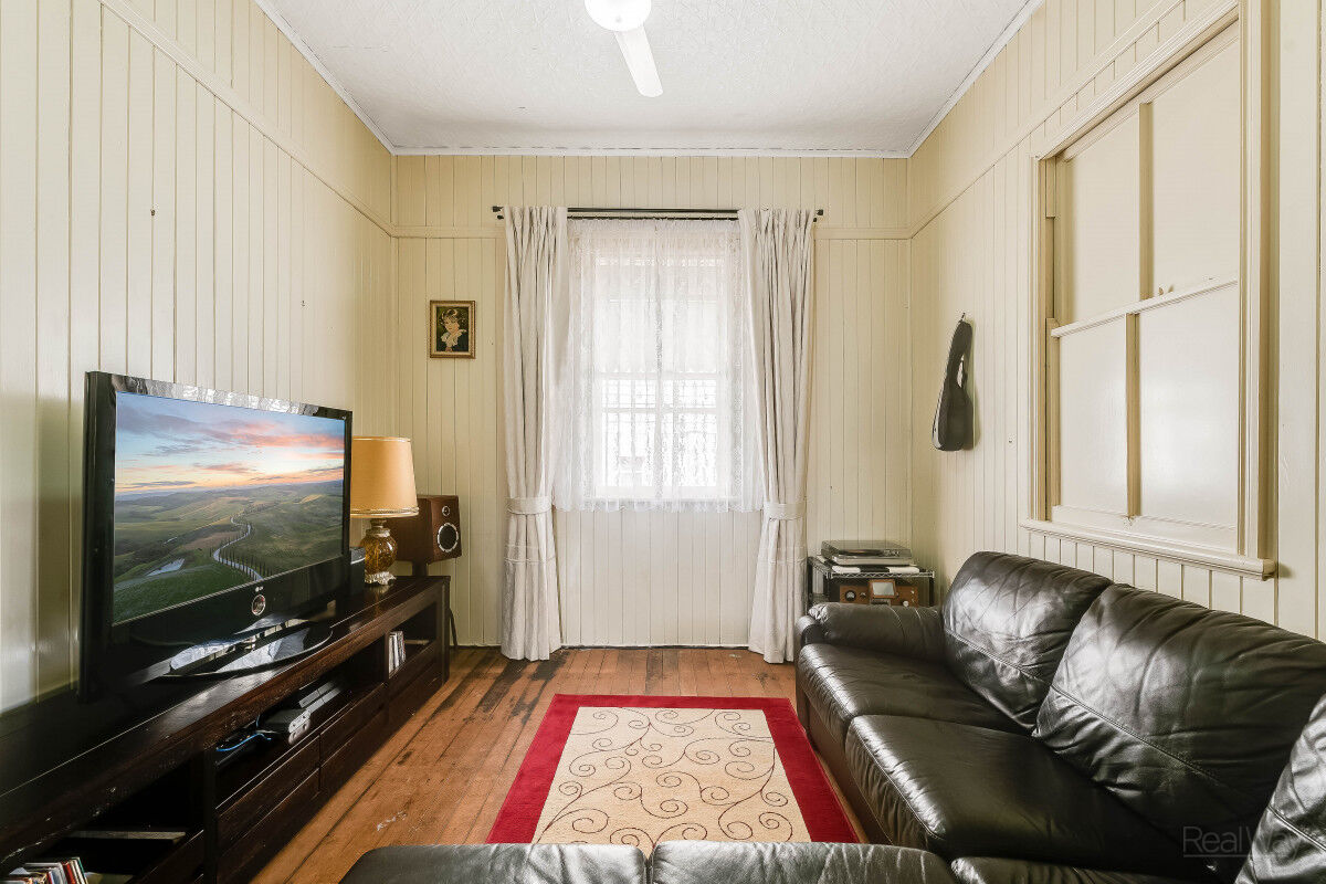 4 Kelfield Street, North Toowoomba QLD 4350, North Toowoomba - Thumbnail 7