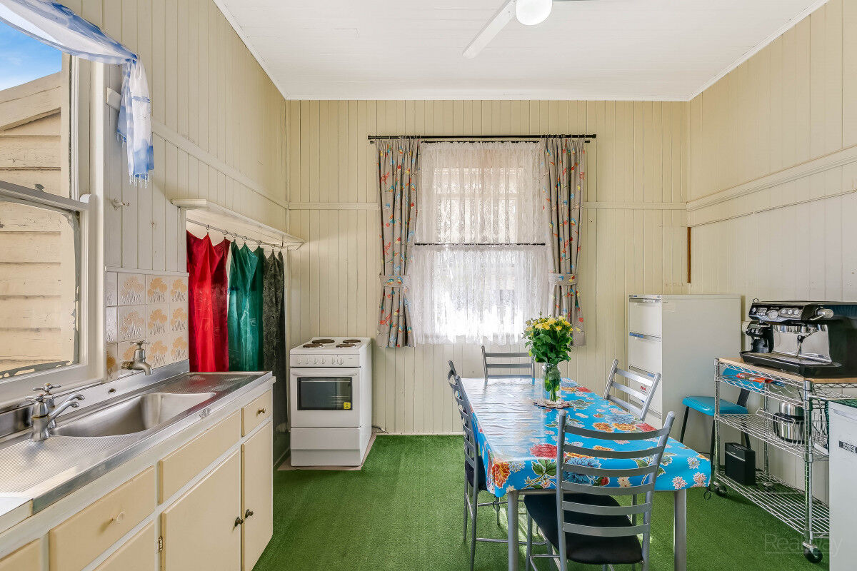 4 Kelfield Street, North Toowoomba QLD 4350, North Toowoomba - Thumbnail 6