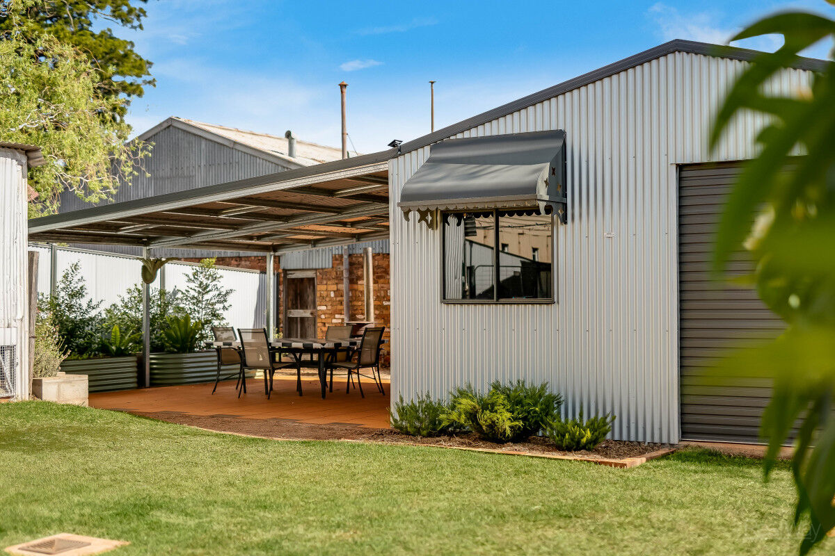 4 Kelfield Street, North Toowoomba QLD 4350, North Toowoomba - Thumbnail 2
