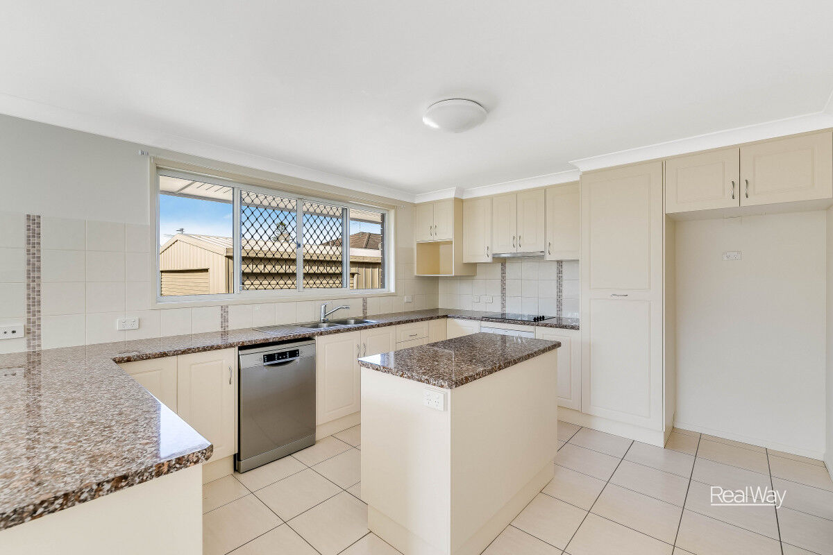 17 Knockator Crescent, Centenary Heights QLD 4350, Centenary Heights - Thumbnail 3