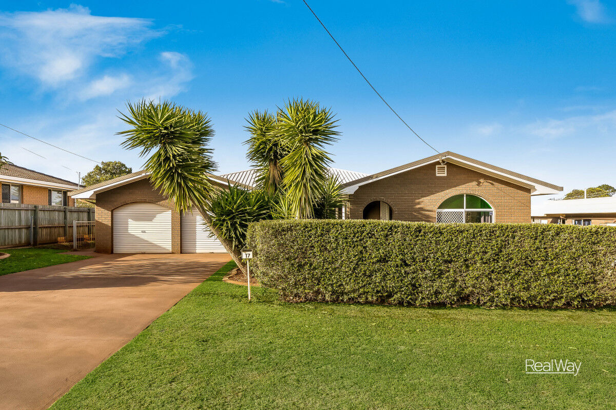 17 Knockator Crescent, Centenary Heights QLD 4350, Centenary Heights - Thumbnail 2