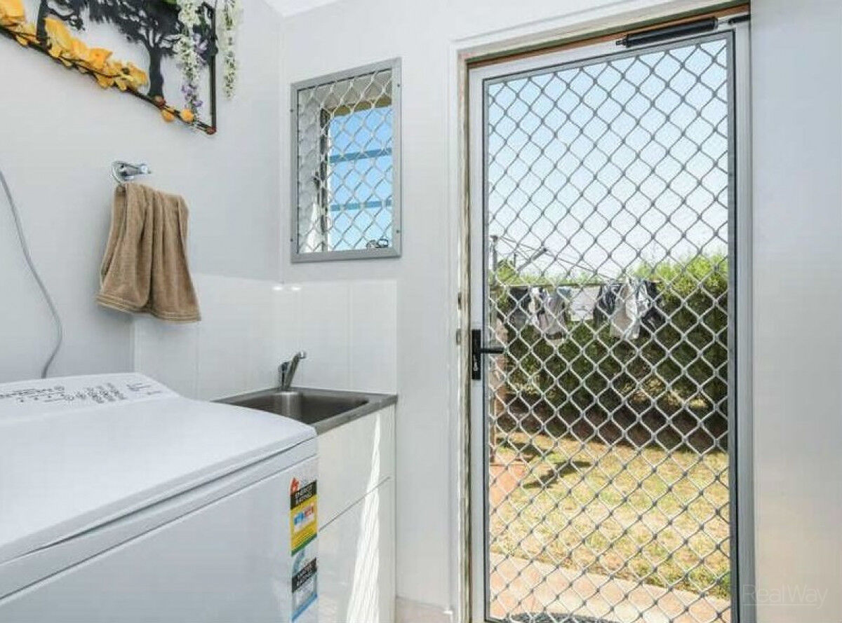 8 & 9 / 9 Whitefriars Street, Rockville QLD 4350, Rockville - Thumbnail 8