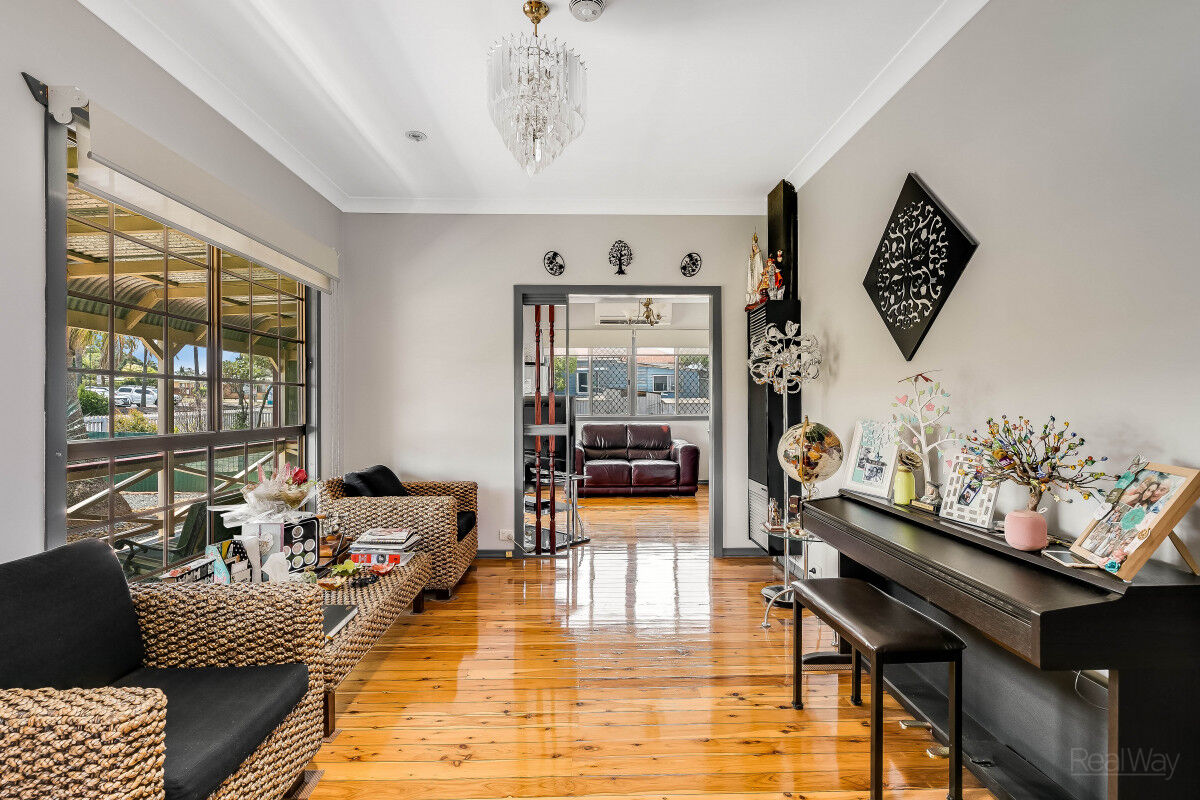 60 Holberton Street, Rockville QLD 4350, Rockville - Thumbnail 2