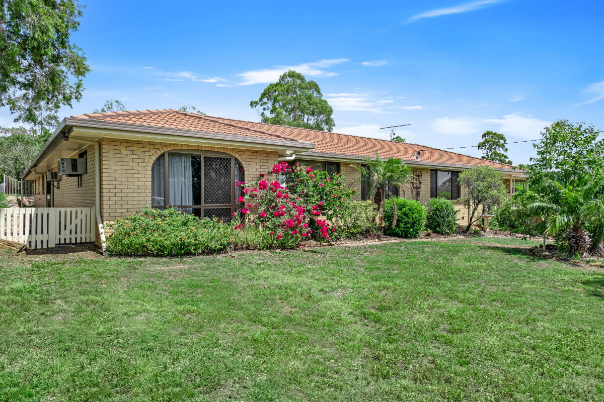 19 Elizabeth Street, Withcott QLD 4352, Withcott - Thumbnail 3