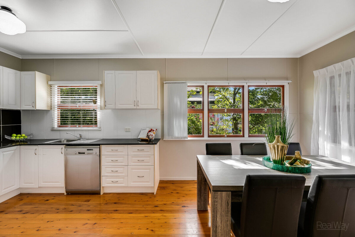 46 Taylor Street, Newtown QLD 4350, Newtown - Thumbnail 4