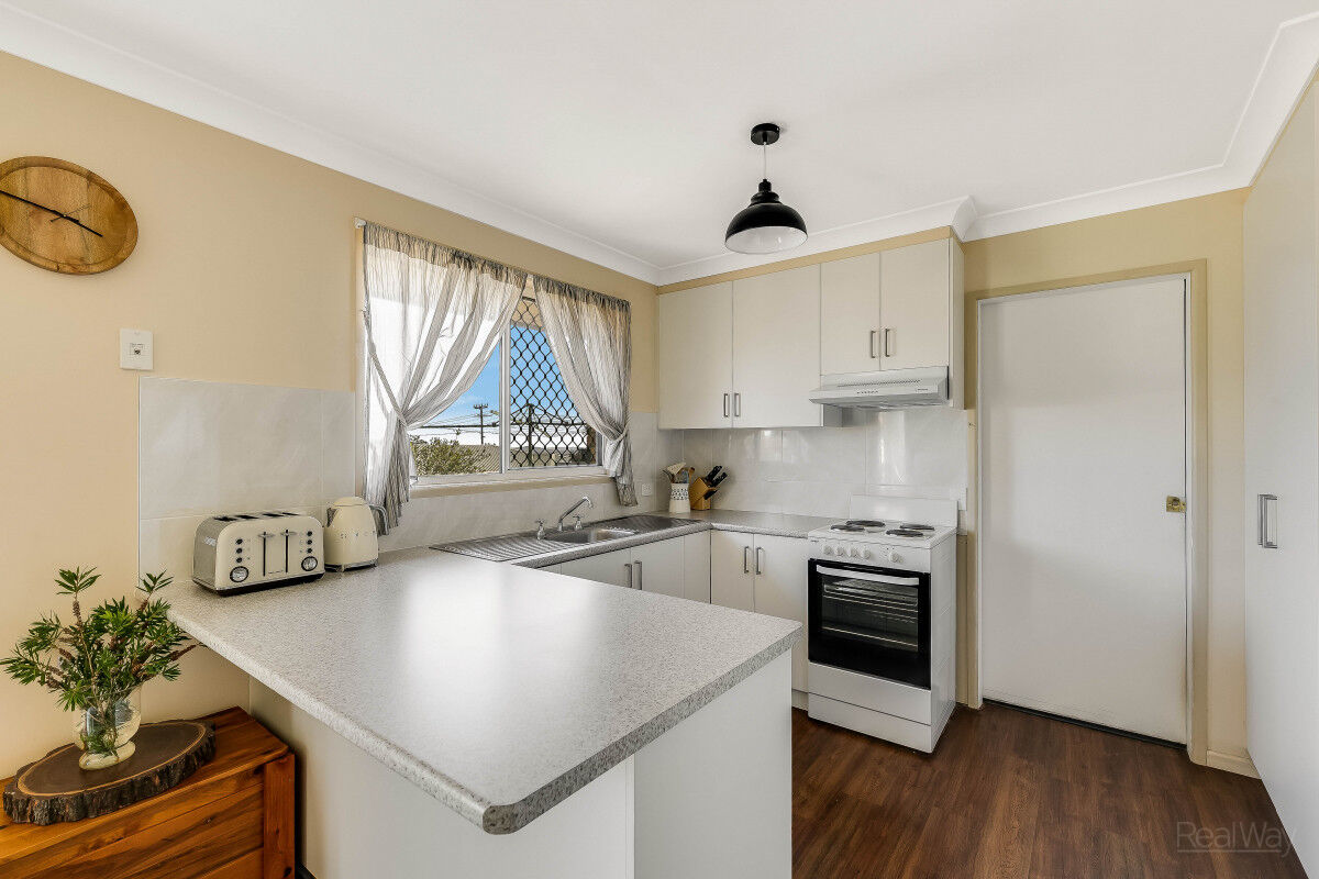 30 Liquidambar Street, Glenvale QLD 4350, Glenvale - Thumbnail 2
